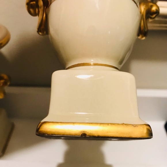 BUNDLE: Small Angel 👼 candle holder & 2 urn 🕯 - Picture 8 of 12